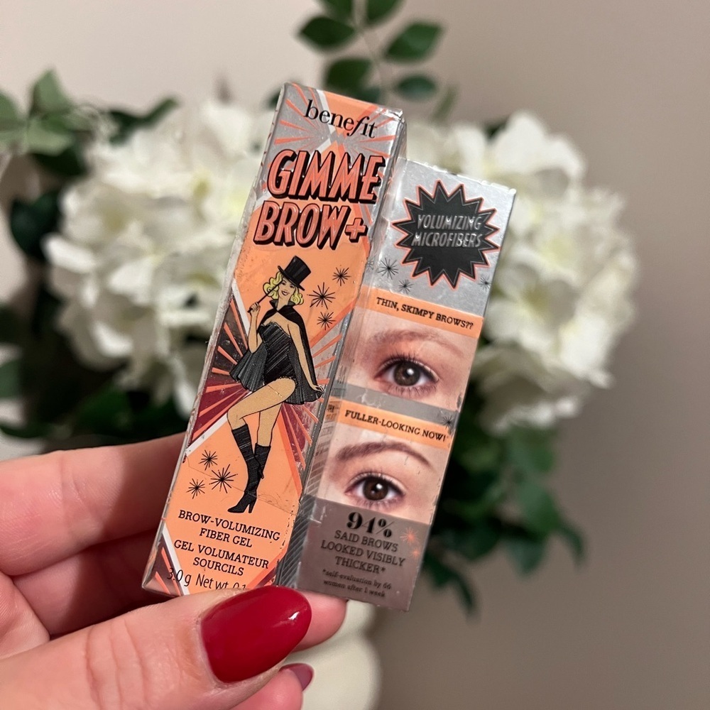 BENEFIT• GIMME BROW+ • SHADE 4